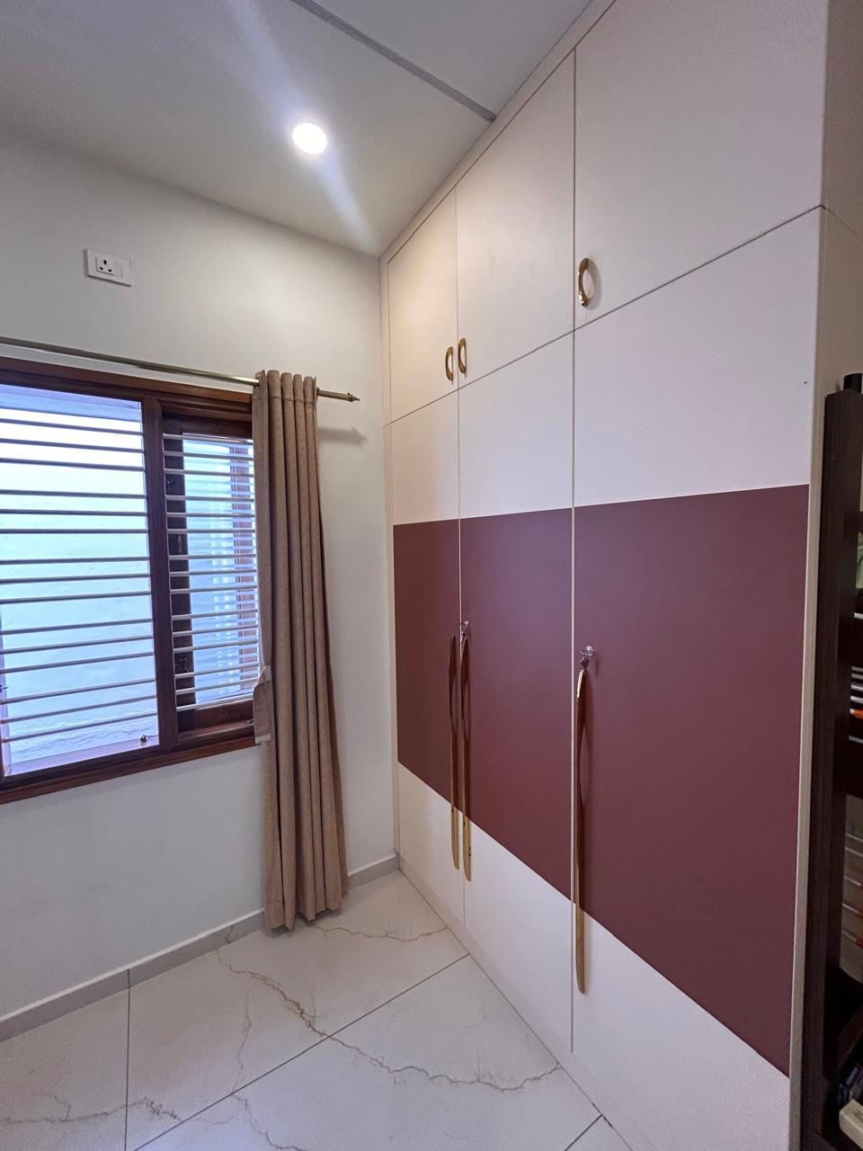 Sri Maruti Venture Interior Project 2 - Luxury Kitchen Design